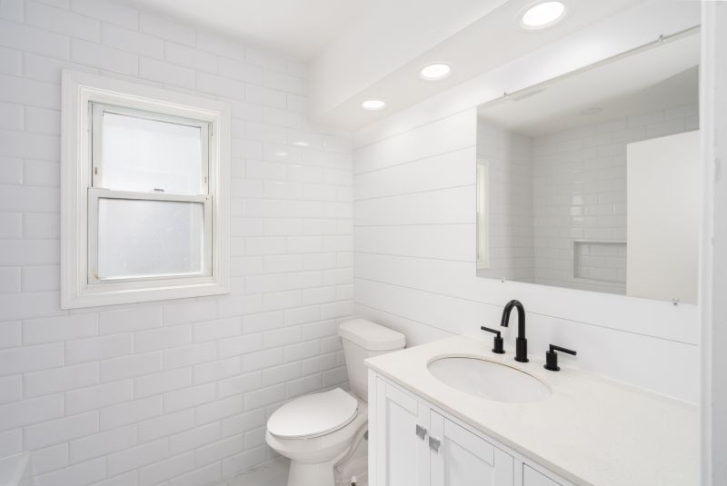 Modern Small Bathroom